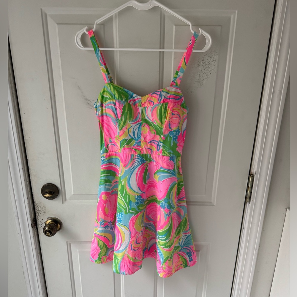 Lily Pulitzer women’s colorful mini dress with pockets